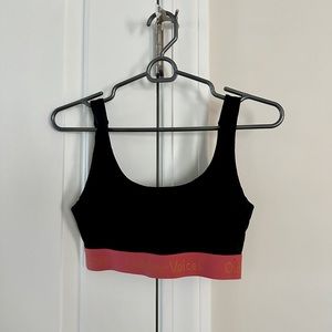 Outdoor Voices Smooth Scoop Bra size S